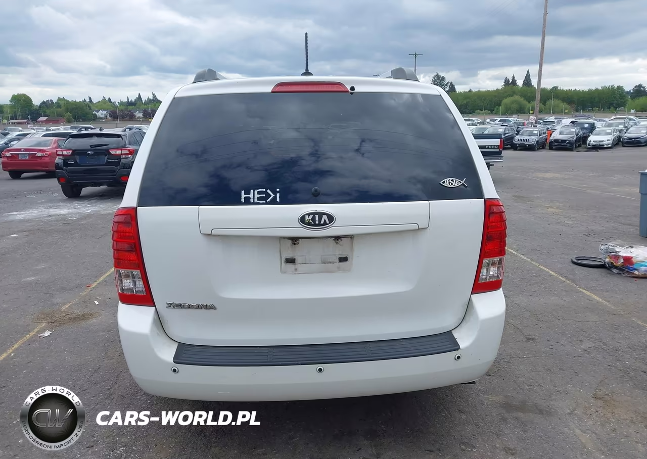 2011 Kia Sedona Lx VIN:KNDMG4C76B6366154 - 16