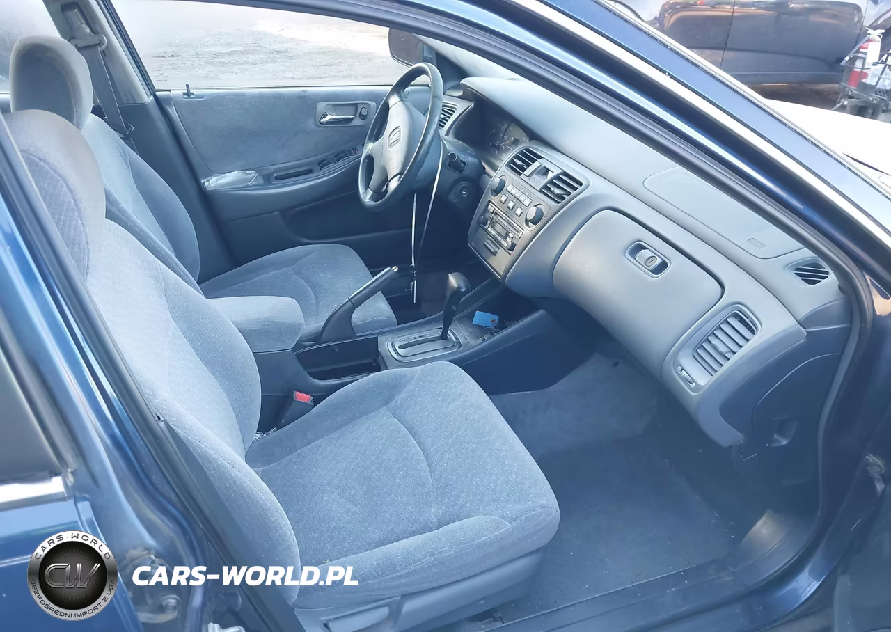 2002 Honda Accord 2.3 Lx VIN:1HGCG56452A031114 - 5