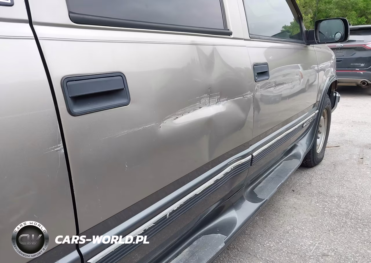 1999 Chevrolet Suburban 1500 Lt VIN:1GNFK16R2XJ481395 - 12