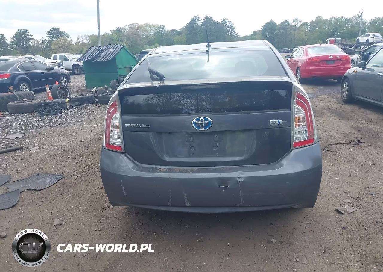 2015 Toyota Prius Two VIN:JTDKN3DU1F0429178 - 15