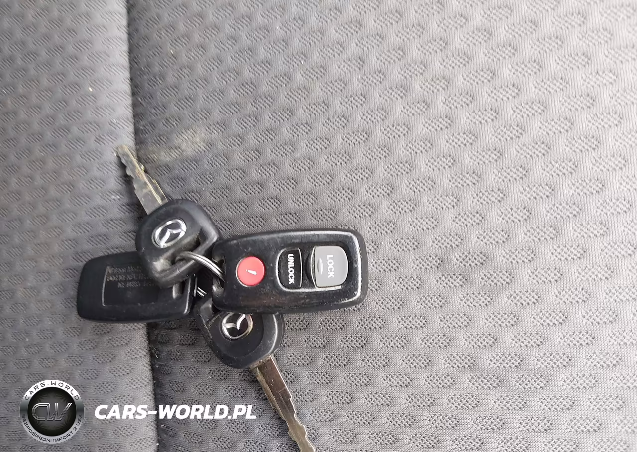 2005 Mazda Mazda3 I VIN:JM1BK12FX51315402 - 11