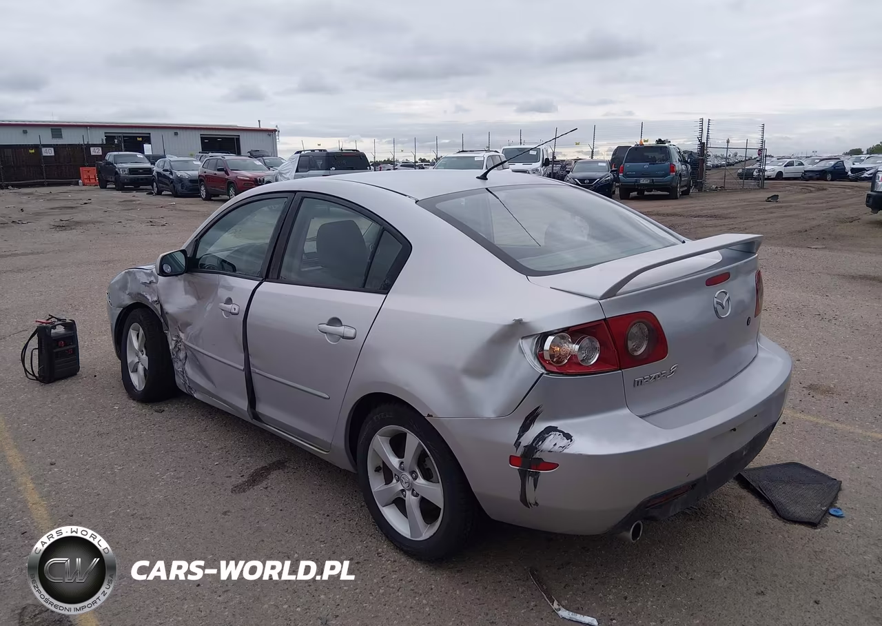 2005 Mazda Mazda3 I VIN:JM1BK12FX51315402 - 4