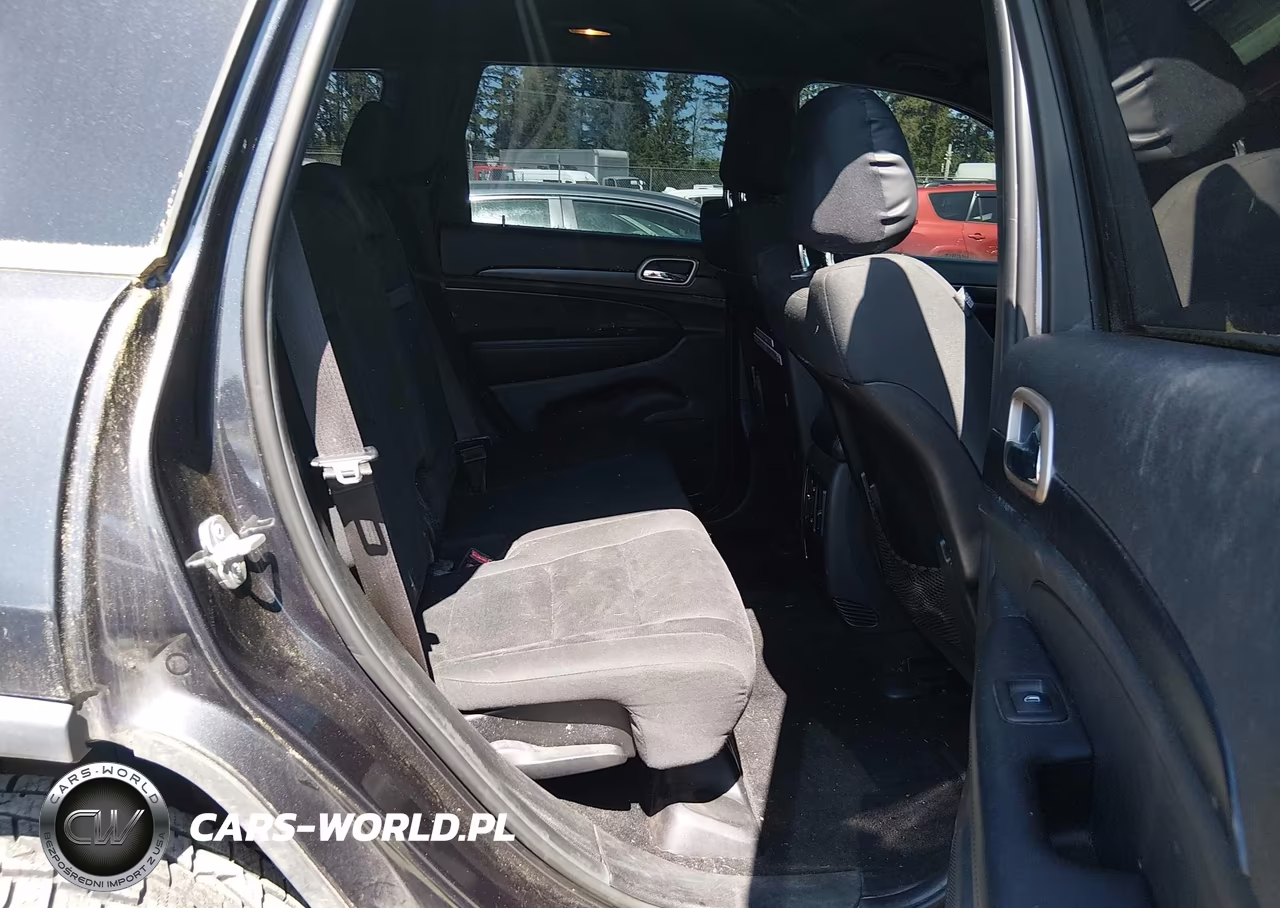 2014 Jeep Grand Cherokee Laredo VIN:1C4RJFAG1EC310084 - 8