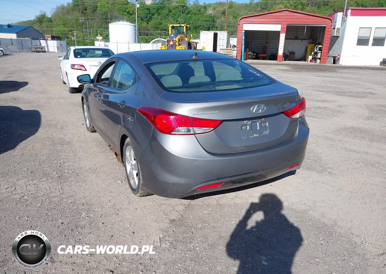 2013 Hyundai Elantra Gls-Limited VIN:5NPDH4AE6DH219906 - 3