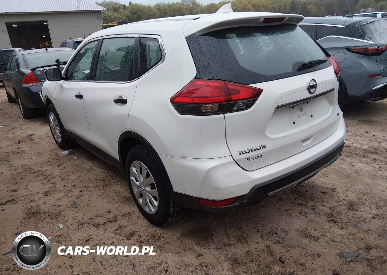 2017 Nissan Rogue S VIN:KNMAT2MV8HP510239 - 3