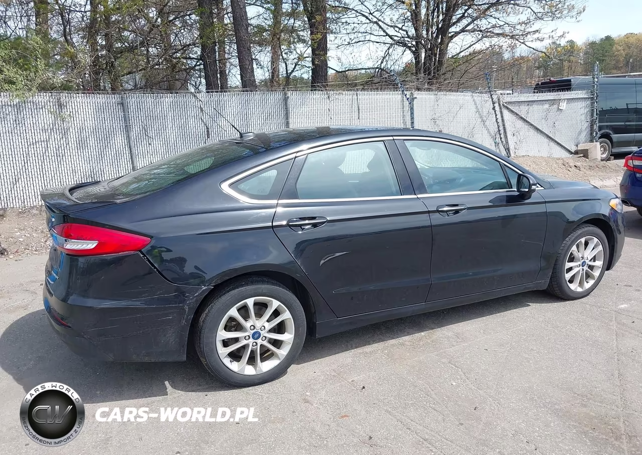 2019 Ford Fusion Energi Titanium VIN:3FA6P0SU3KR212423 - 6
