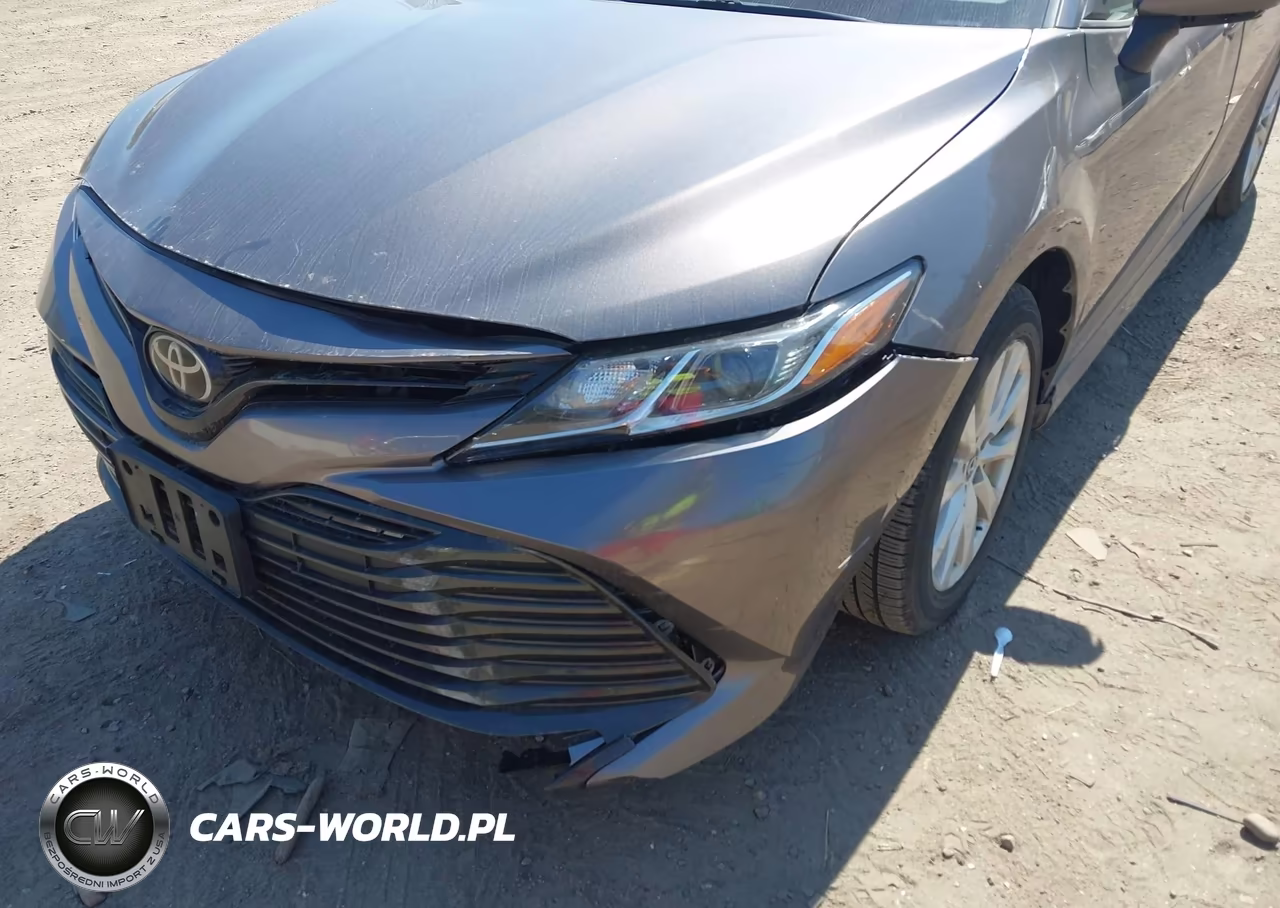 2019 Toyota Camry Le VIN:4T1B11HK0KU680216 - 6