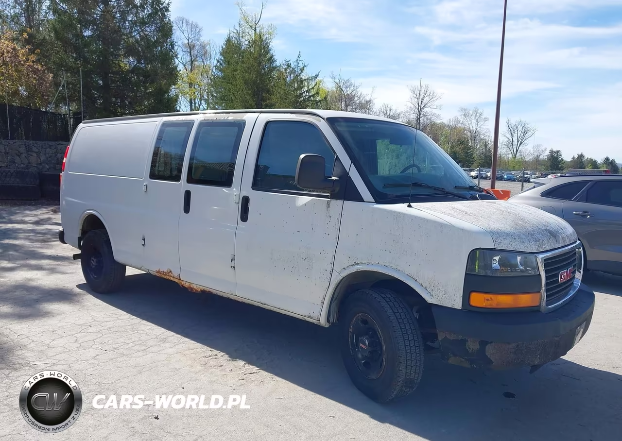 2008 GMC Savana Work Van