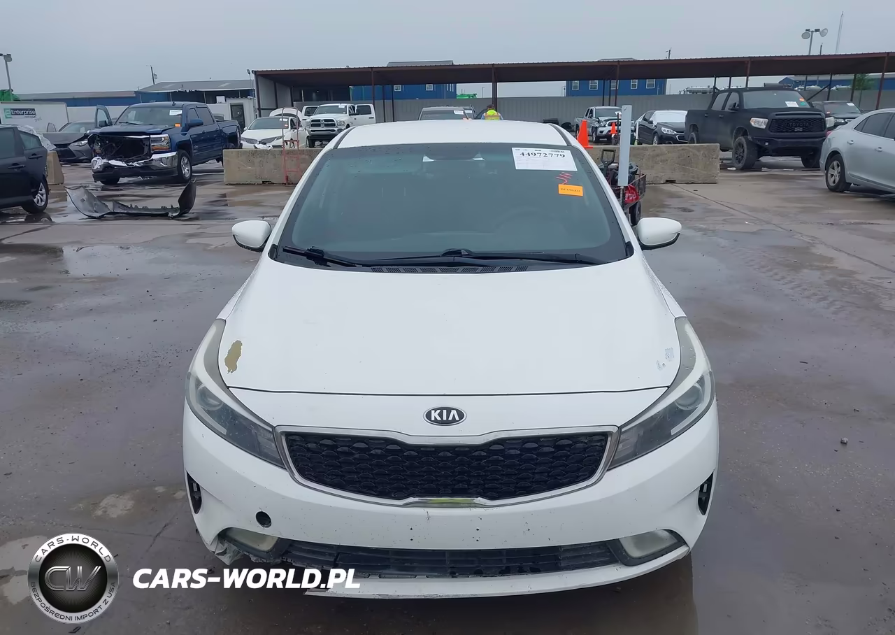 2017 Kia Forte Lx VIN:3KPFK4A75HE072564 - 12
