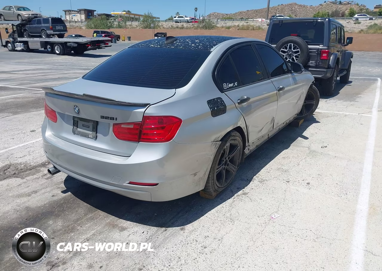 2014 BMW 320I VIN:WBA3B1C53EK133199 - 4