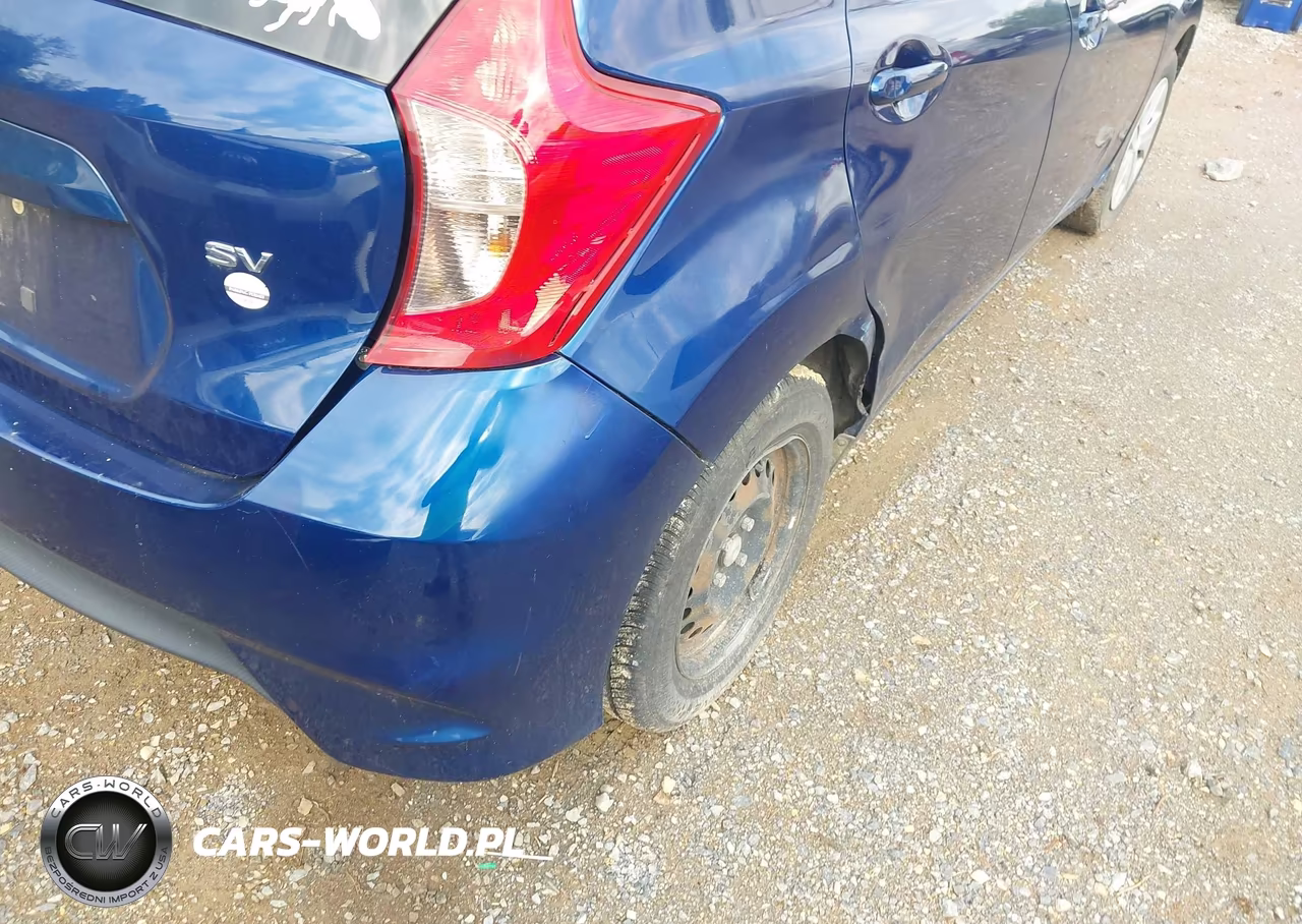 2018 Nissan Versa Note Sv VIN:3N1CE2CP9JL353024 - 13