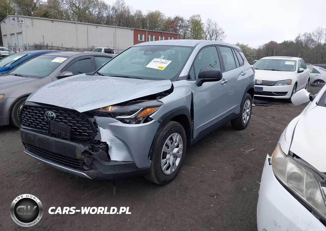 2024 Toyota Corolla Cross L VIN:7MUAAAAG9RV072835 - 2