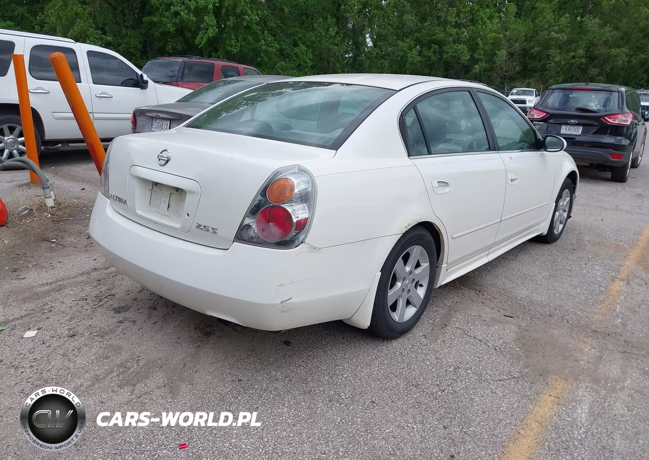 2003 Nissan Altima 2.5 S VIN:1N4AL11D23C126596 - 4