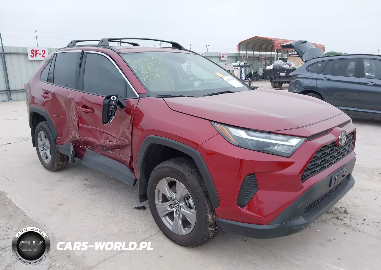 2025 Toyota Rav4 Xle – zdjęcie 1 z 17