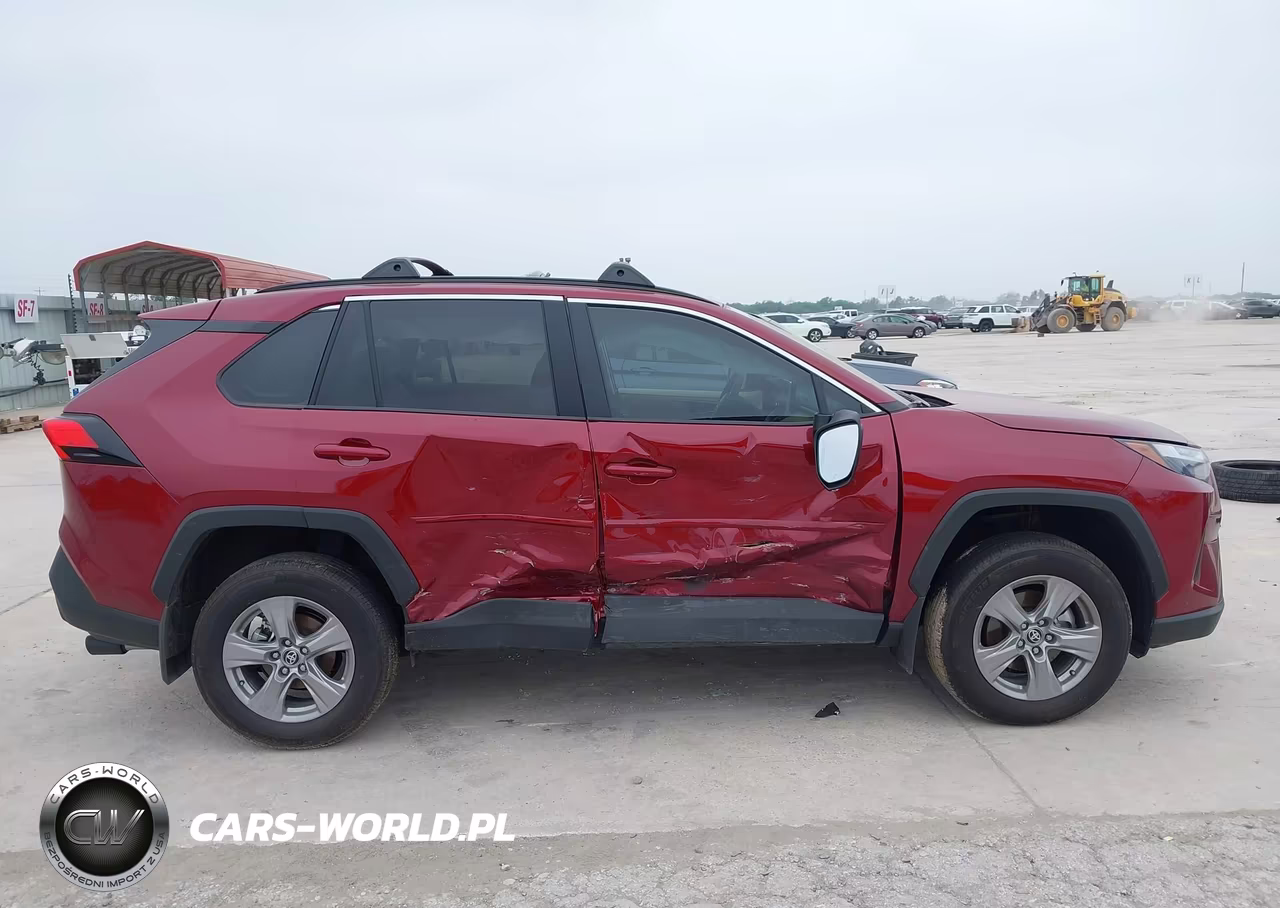 2025 Toyota Rav4 Xle VIN:2T3W1RFV5SW435612 - 14