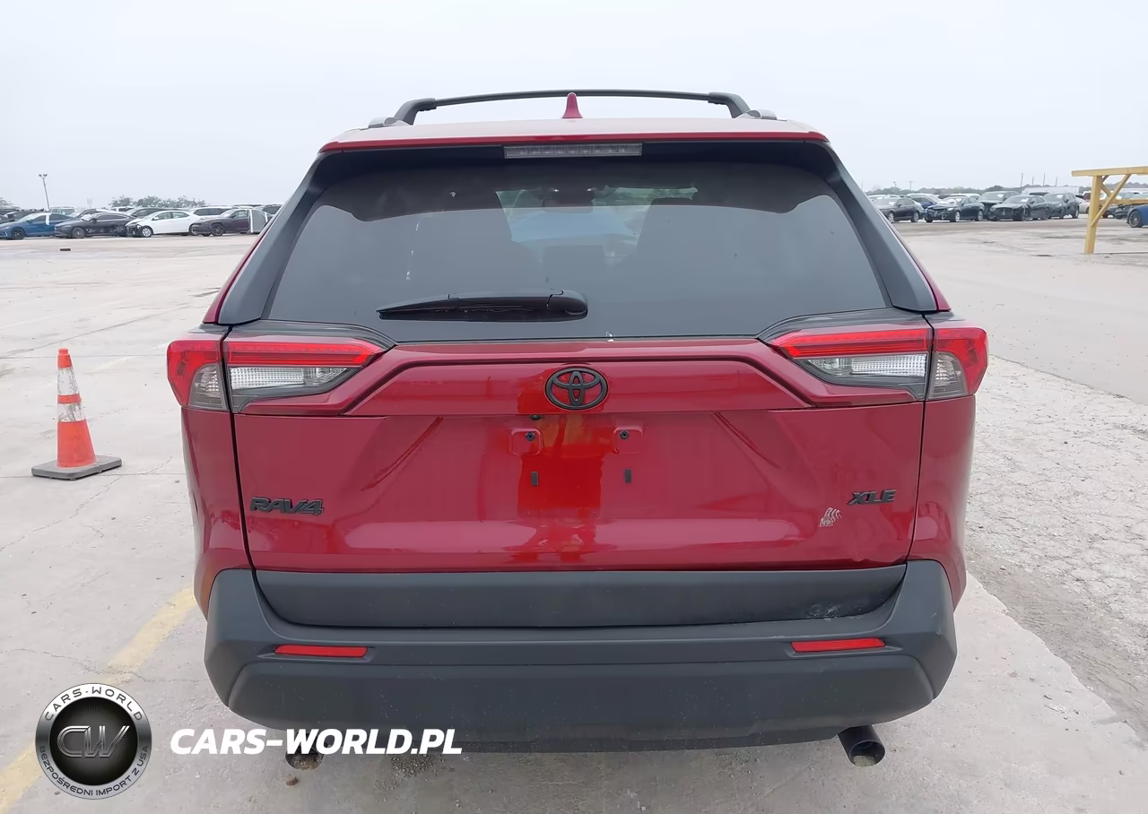 2025 Toyota Rav4 Xle VIN:2T3W1RFV5SW435612 - 17