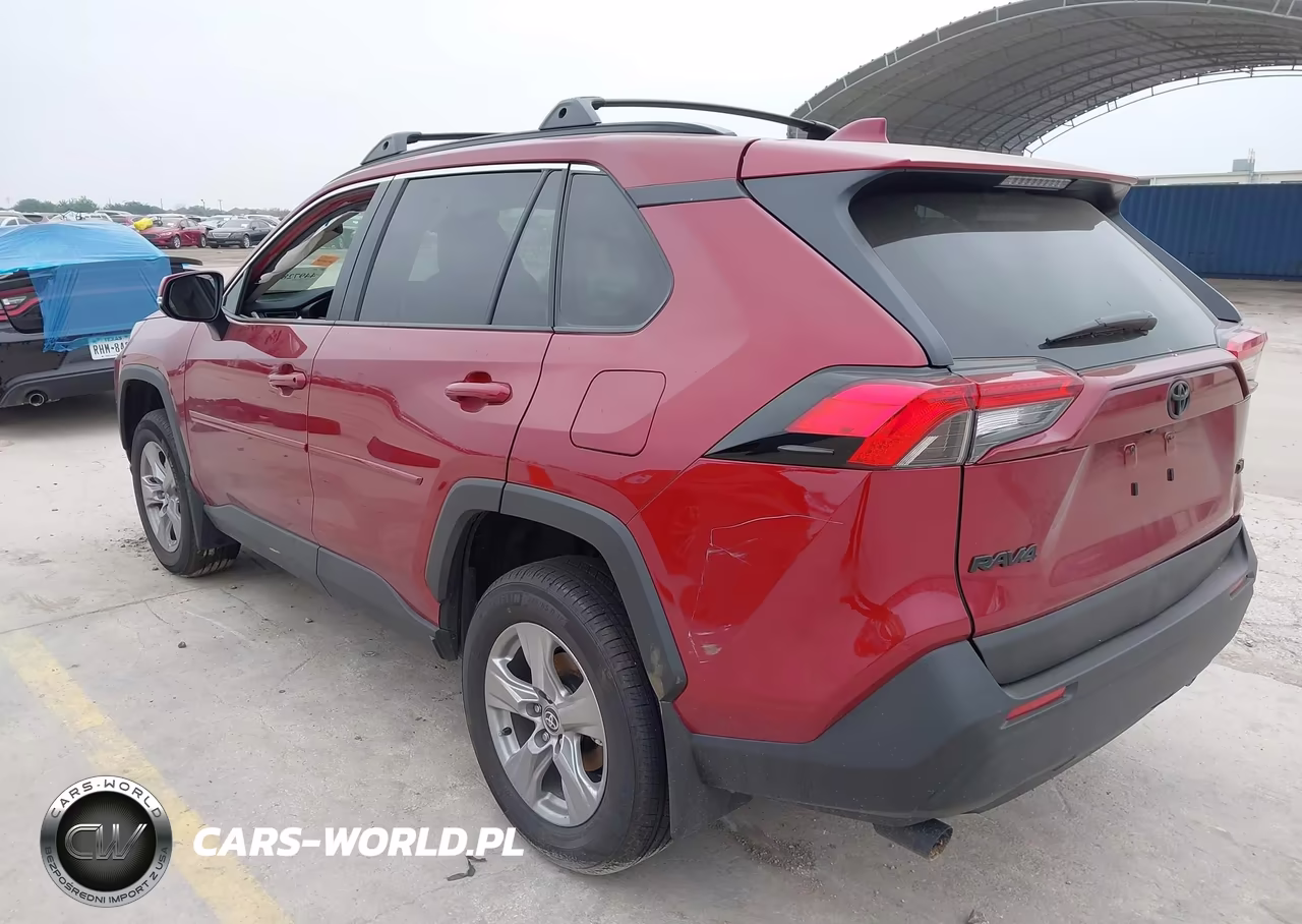 2025 Toyota Rav4 Xle VIN:2T3W1RFV5SW435612 - 3