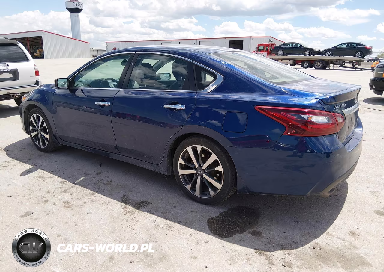 2017 Nissan Altima 2.5 Sr VIN:1N4AL3AP5HC240167 - 3