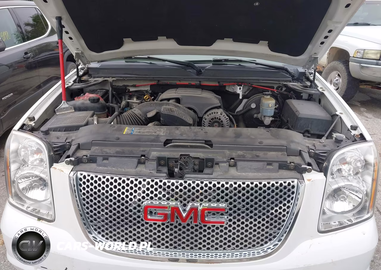 2008 GMC Yukon Denali VIN:1GKFK63878J129775 - 10