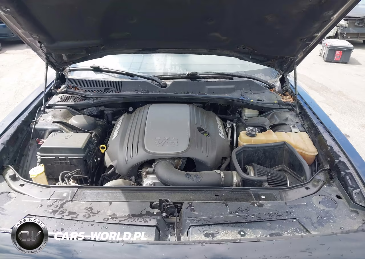 2013 Dodge Challenger R-T Classic VIN:2C3CDYBT2DH676463 - 10