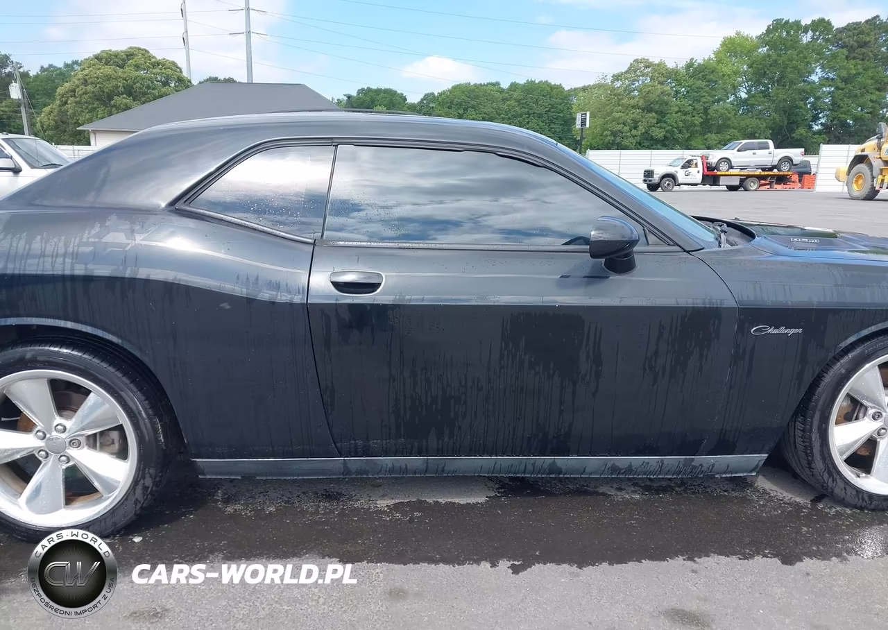 2013 Dodge Challenger R-T Classic VIN:2C3CDYBT2DH676463 - 13