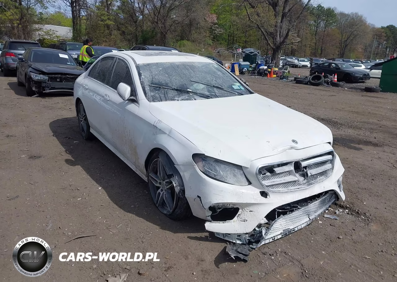 2017 Mercedes-Benz E 300 4Matic