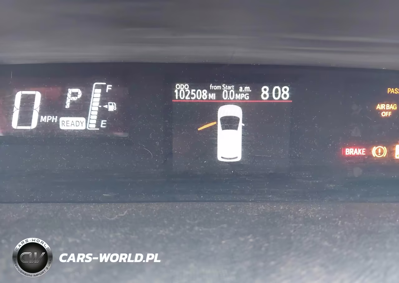 2015 Toyota Prius C Three VIN:JTDKDTB35F1089928 - 16