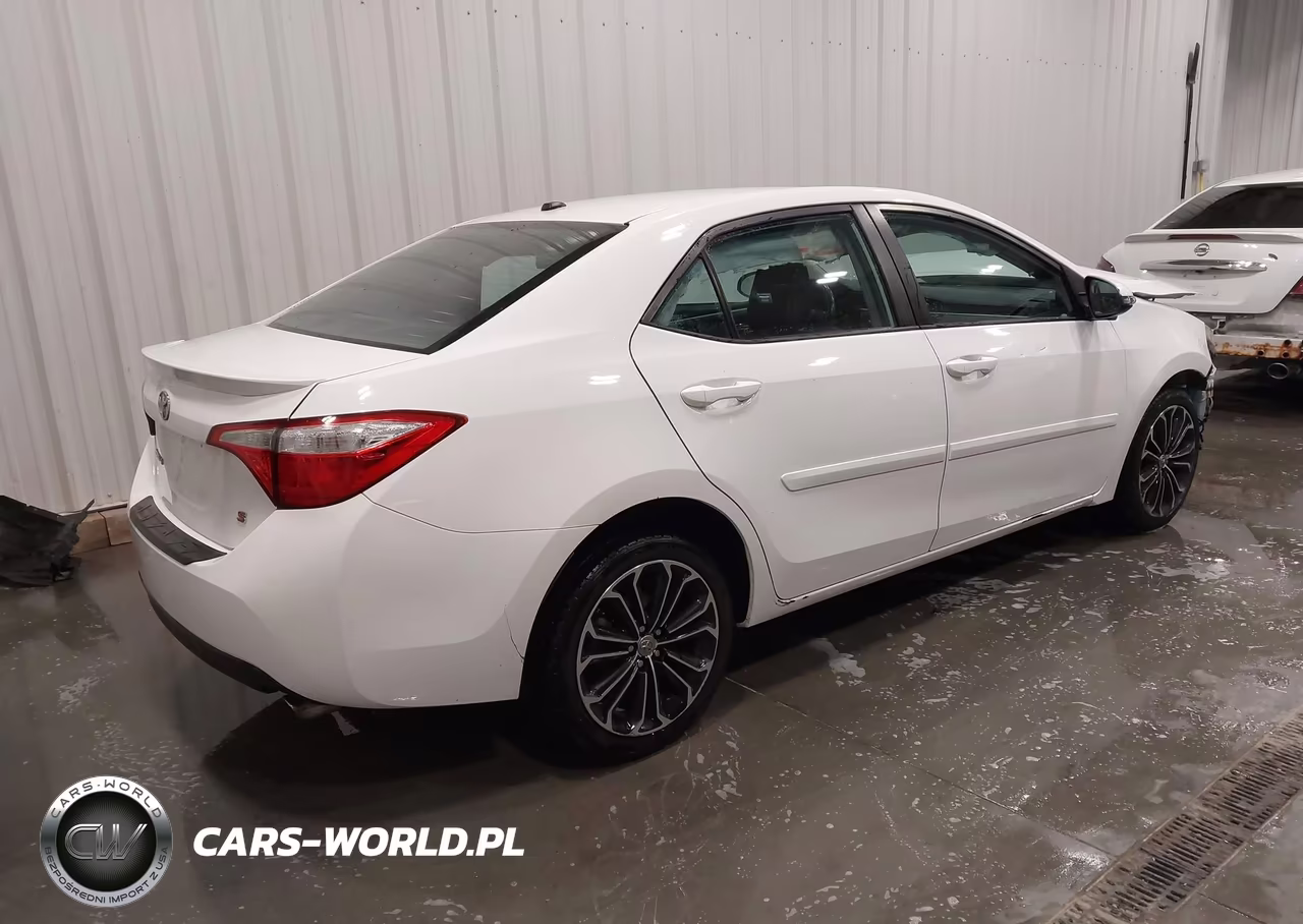 2016 Toyota Corolla S Plus VIN:5YFBURHE0GP531569 - 4