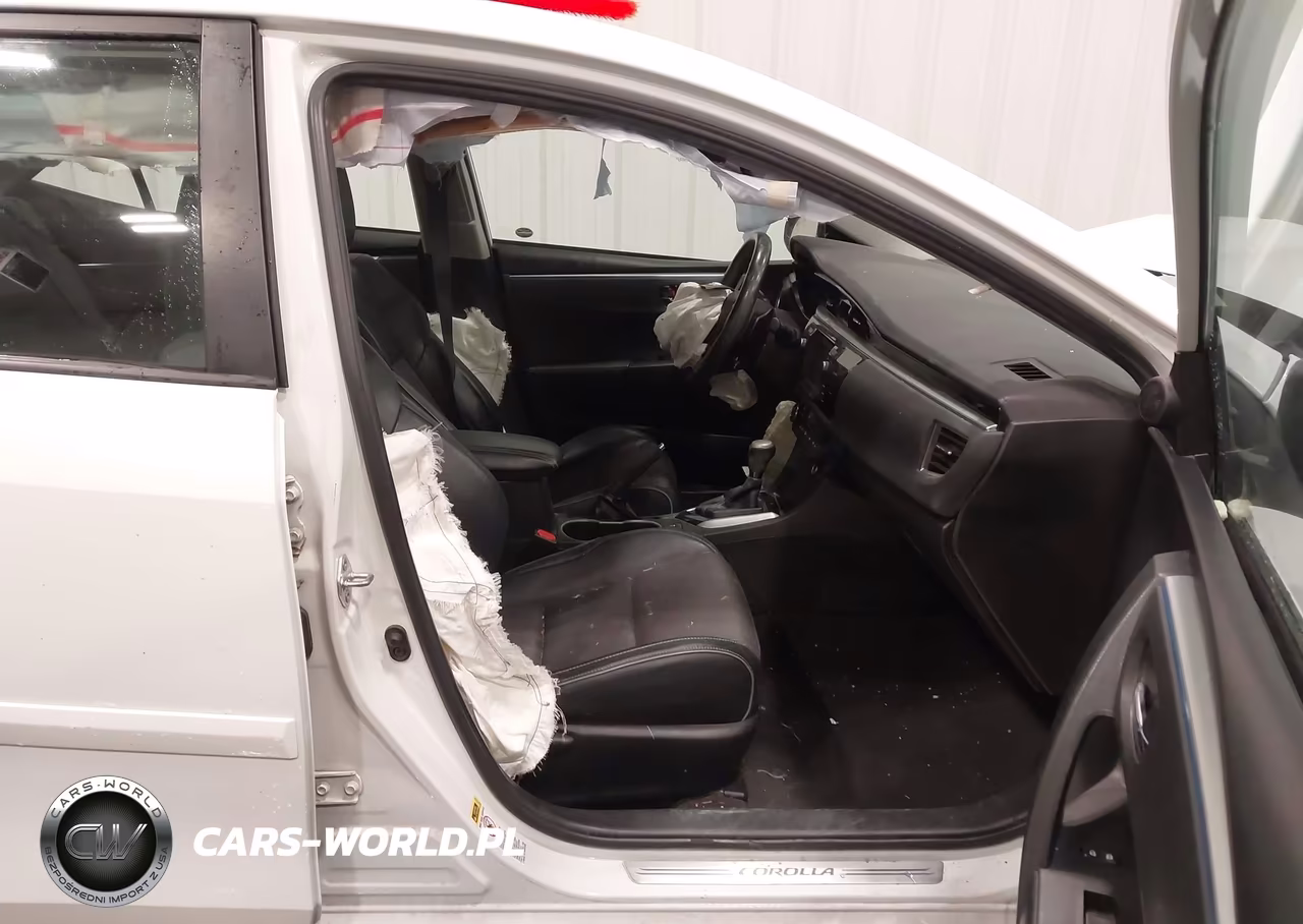 2016 Toyota Corolla S Plus VIN:5YFBURHE0GP531569 - 5