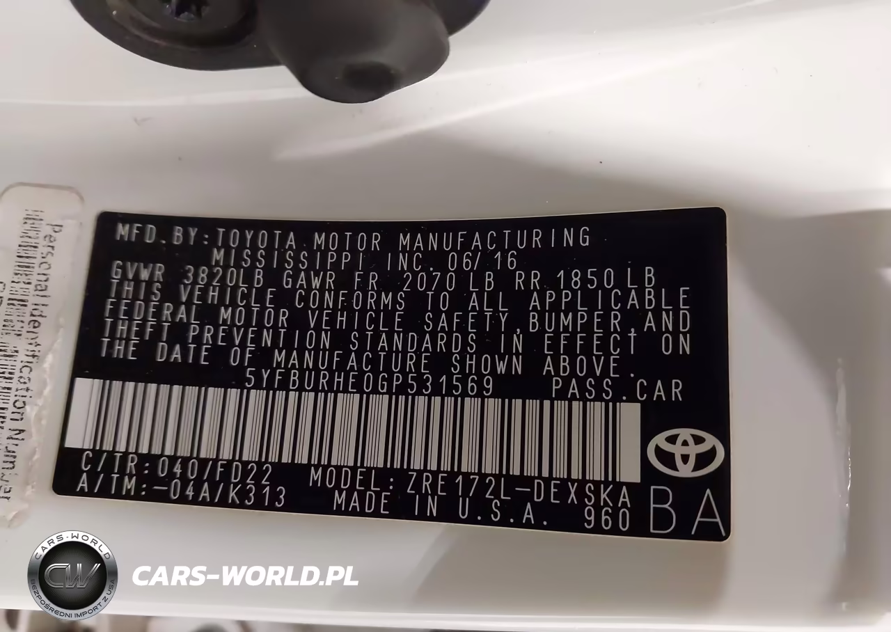 2016 Toyota Corolla S Plus VIN:5YFBURHE0GP531569 - 9