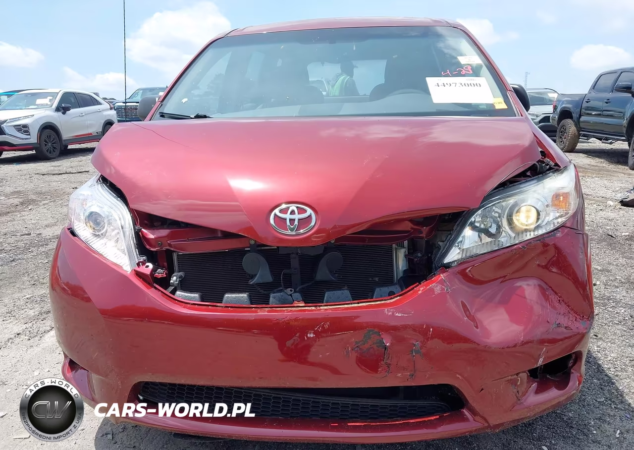 2011 Toyota Sienna Base V6 VIN:5TDZK3DC6BS147673 - 13