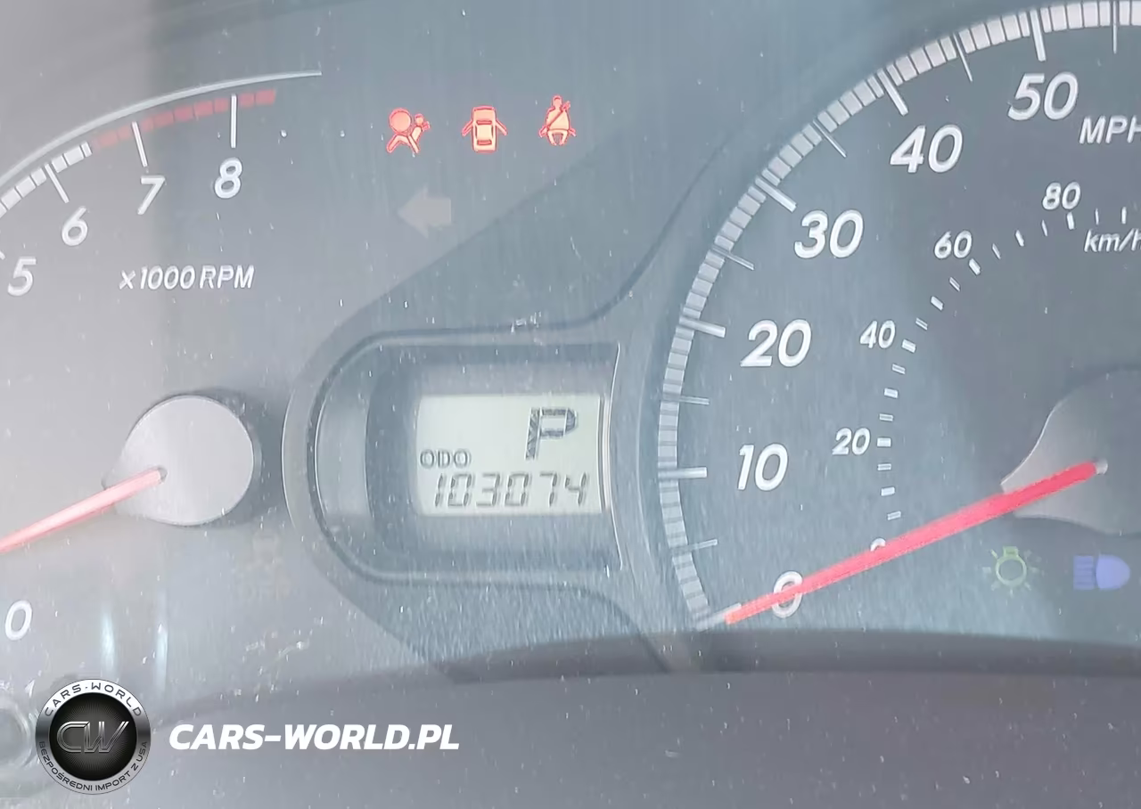 2011 Toyota Sienna Base V6 VIN:5TDZK3DC6BS147673 - 16
