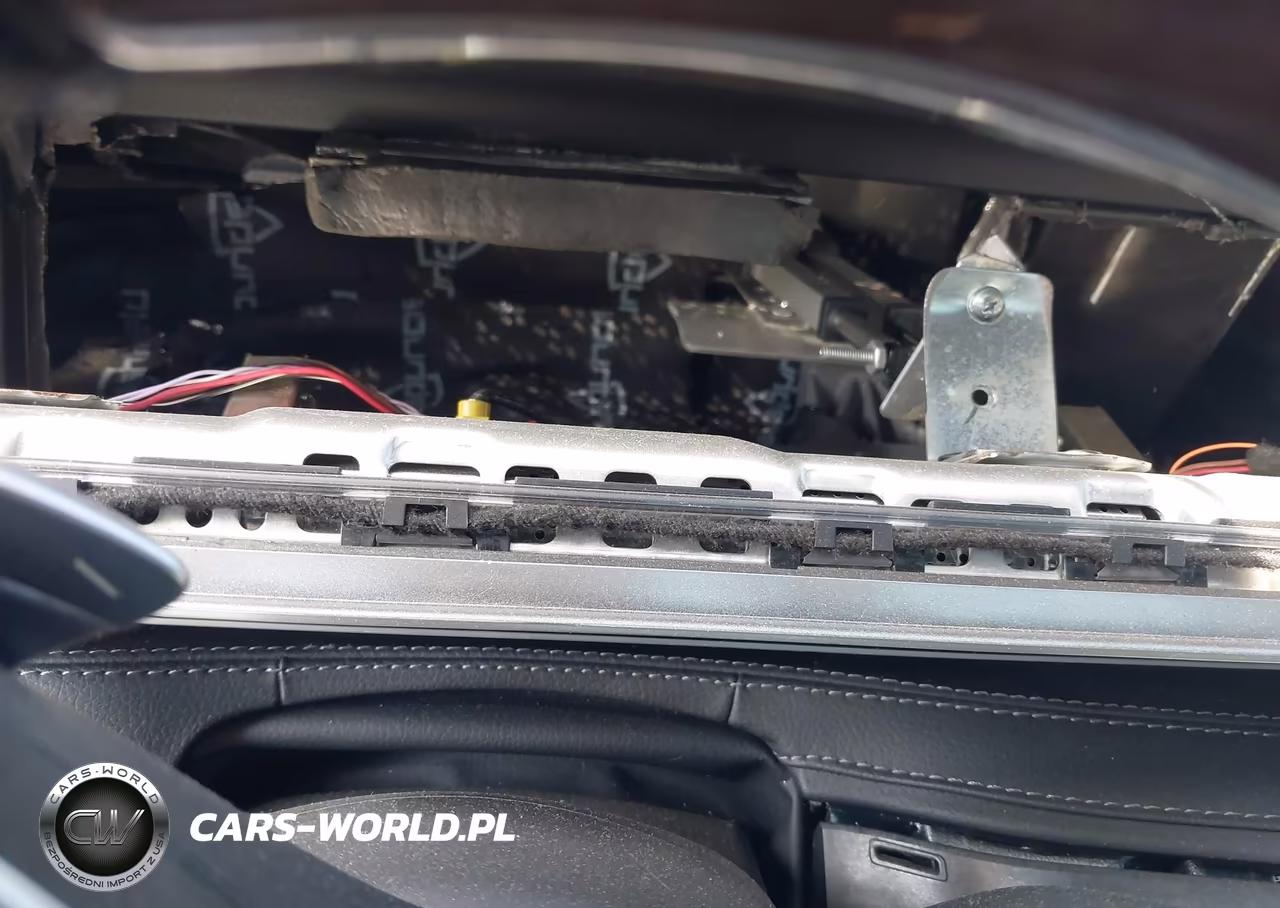 2019 Mercedes-Benz S 450 4Matic VIN:WDDUG6EB2KA460080 - 17