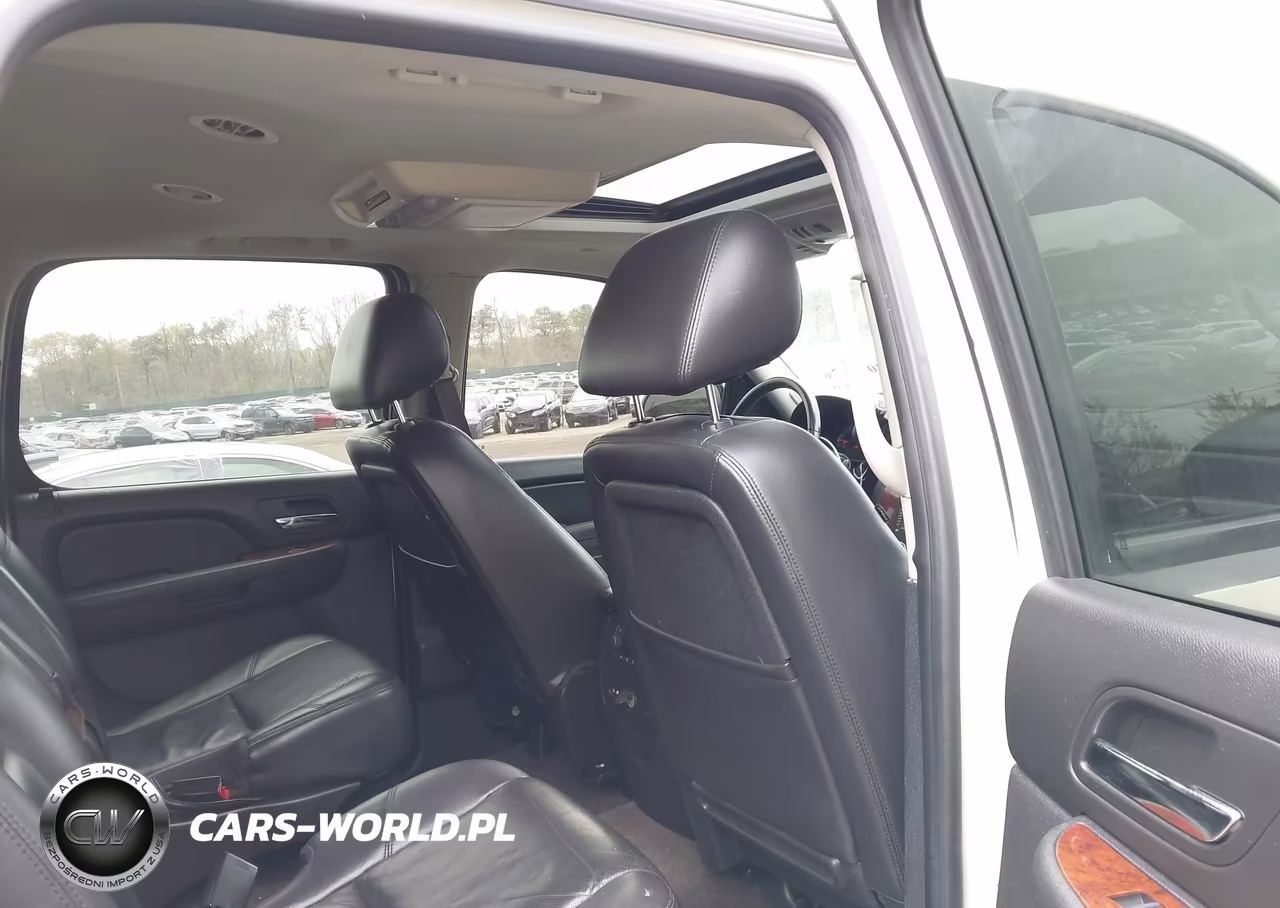 2011 Chevrolet Suburban 1500 Ltz VIN:1GNSKKE33BR280455 - 8