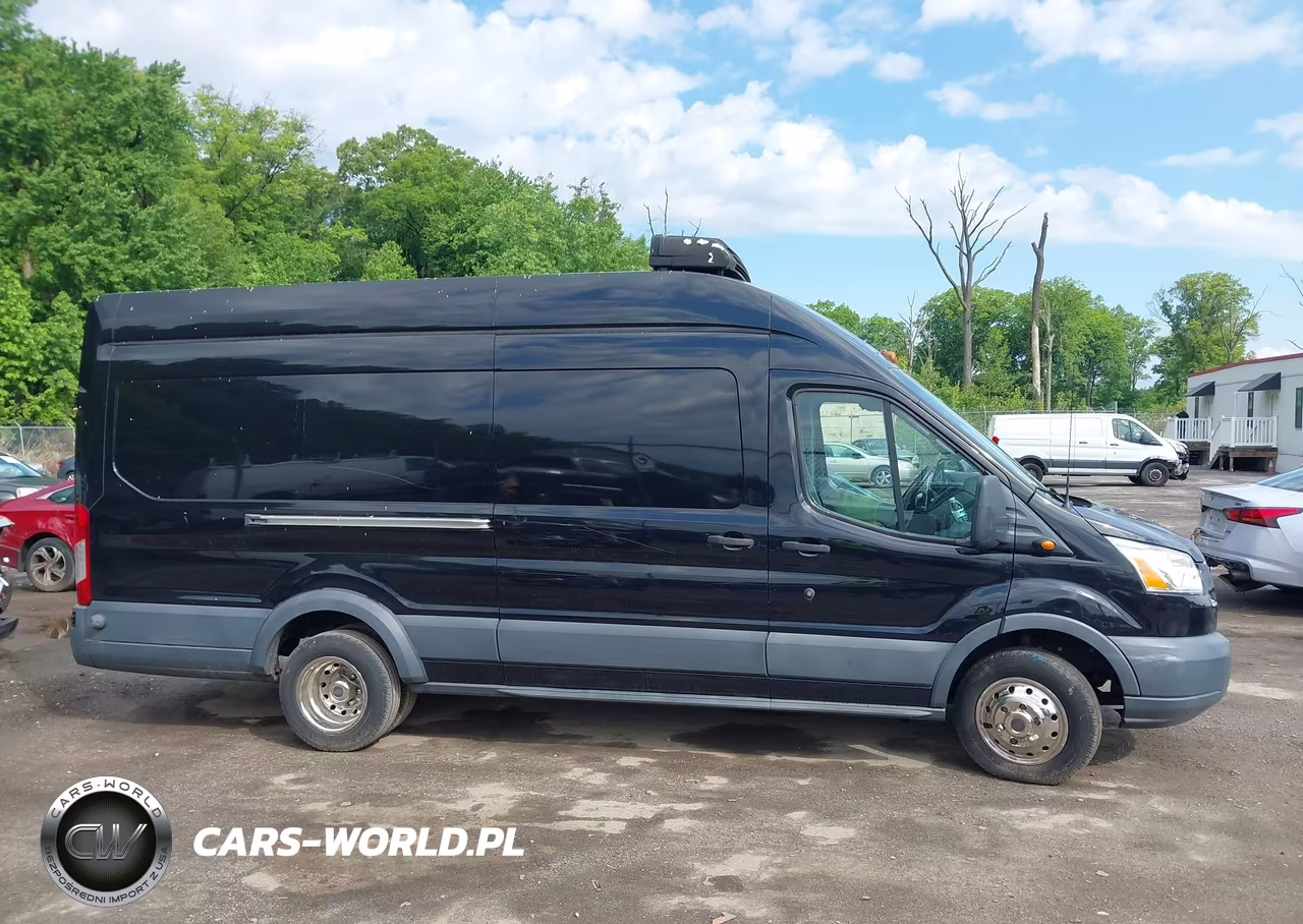 2016 Ford Transit-350 VIN:1FTBF4XG6GKB30557 - 13