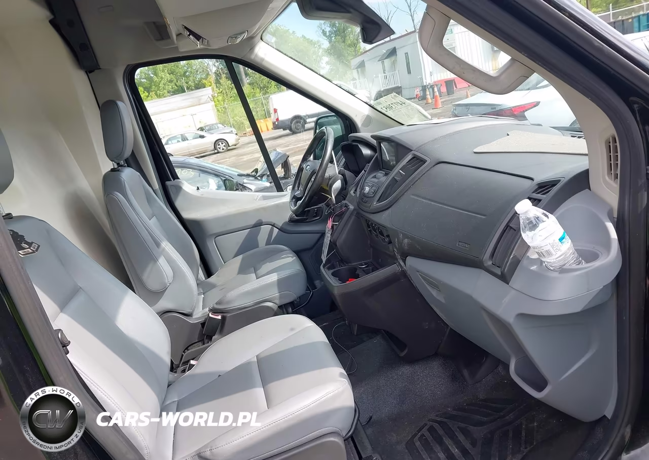 2016 Ford Transit-350 VIN:1FTBF4XG6GKB30557 - 5