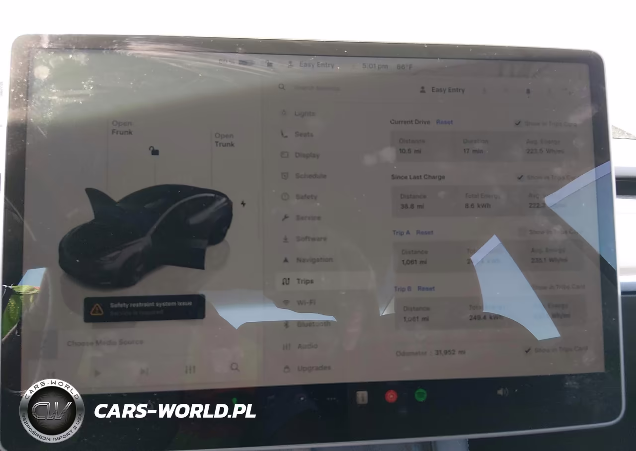 2023 Tesla Model 3 Rear-Wheel Drive VIN:5YJ3E1EA8PF702780 - 7