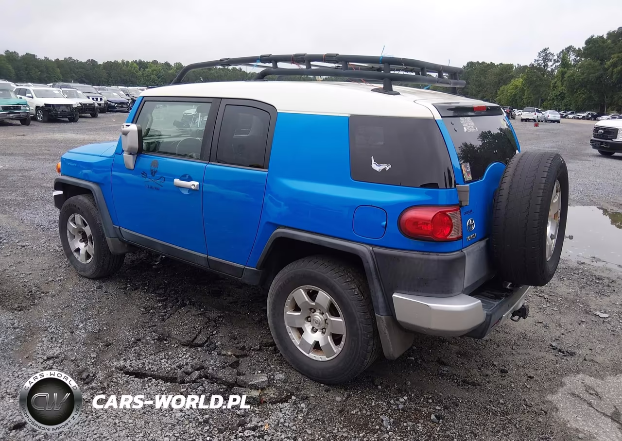 2008 Toyota Fj Cruiser VIN:JTEZU11F18K003019 - 3