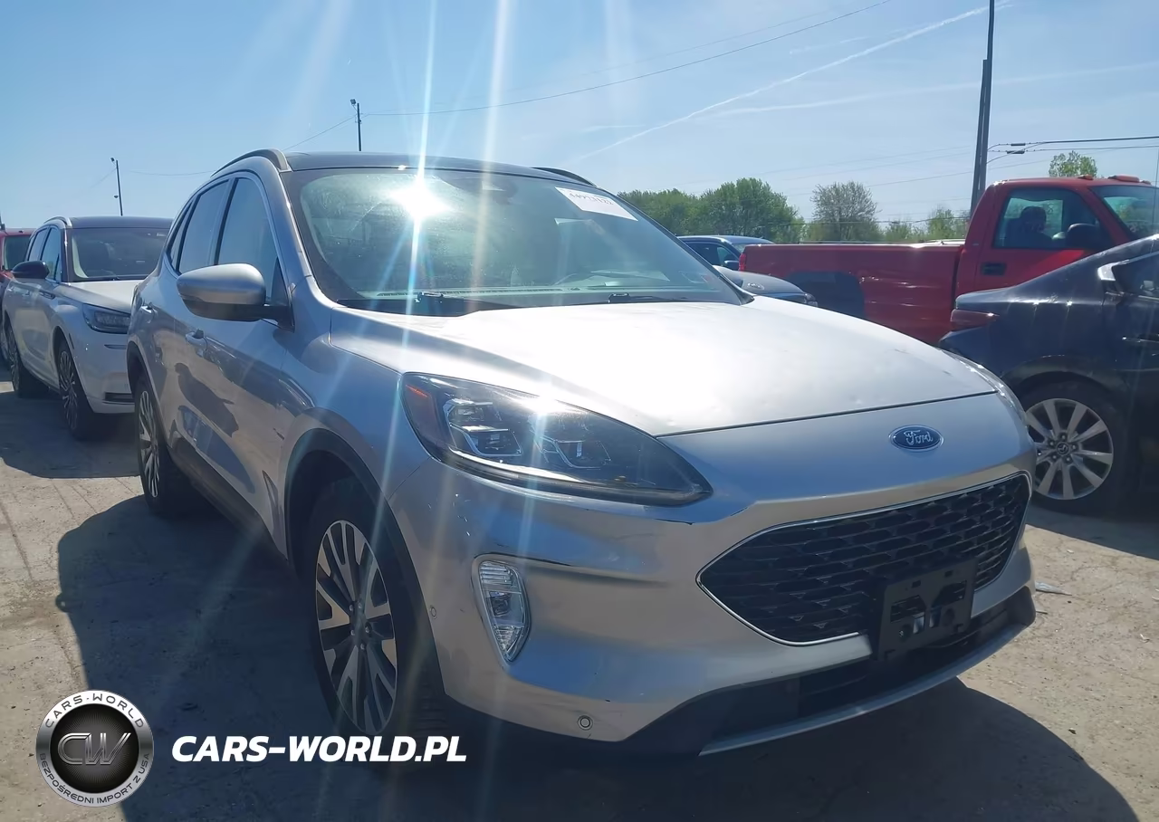 2020 Ford Escape Titanium