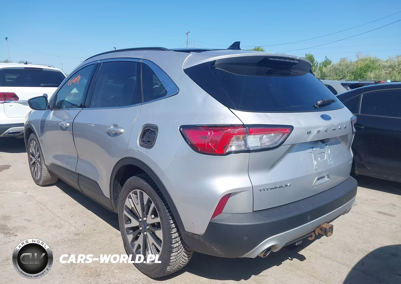 2020 Ford Escape Titanium VIN:1FMCU9J92LUA50166 - 3
