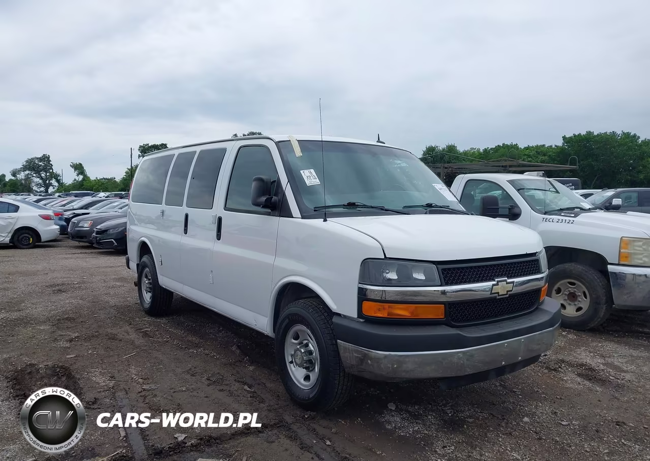 2015 Chevrolet Express 3500 Lt