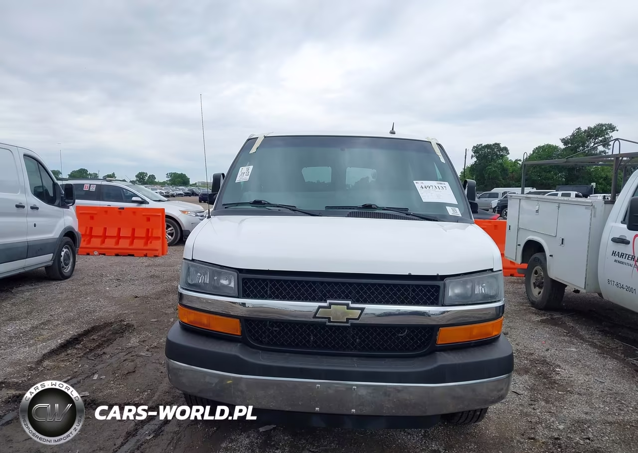 2015 Chevrolet Express 3500 Lt VIN:1GAZGYFG8F1280879 - 12
