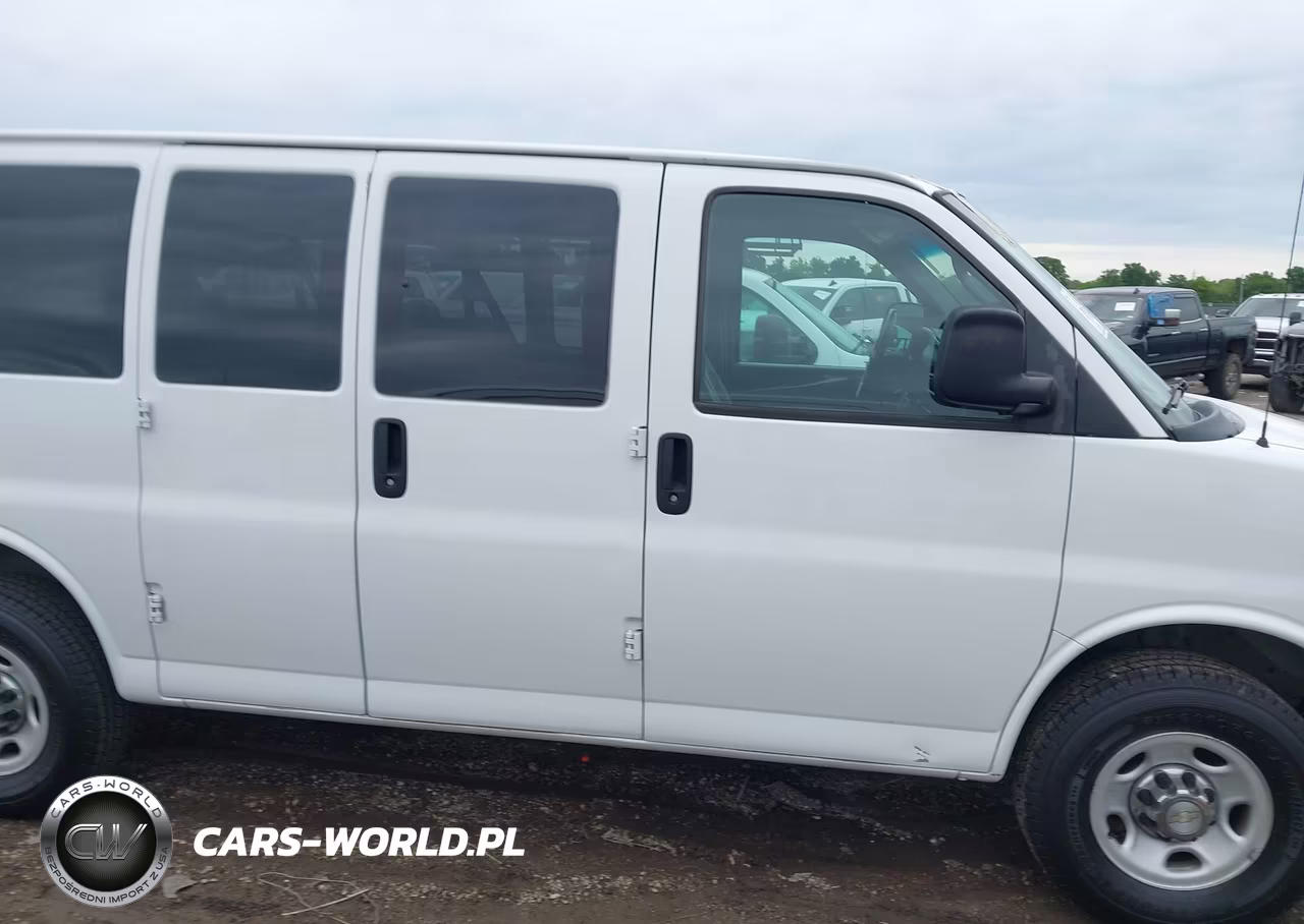 2015 Chevrolet Express 3500 Lt VIN:1GAZGYFG8F1280879 - 13