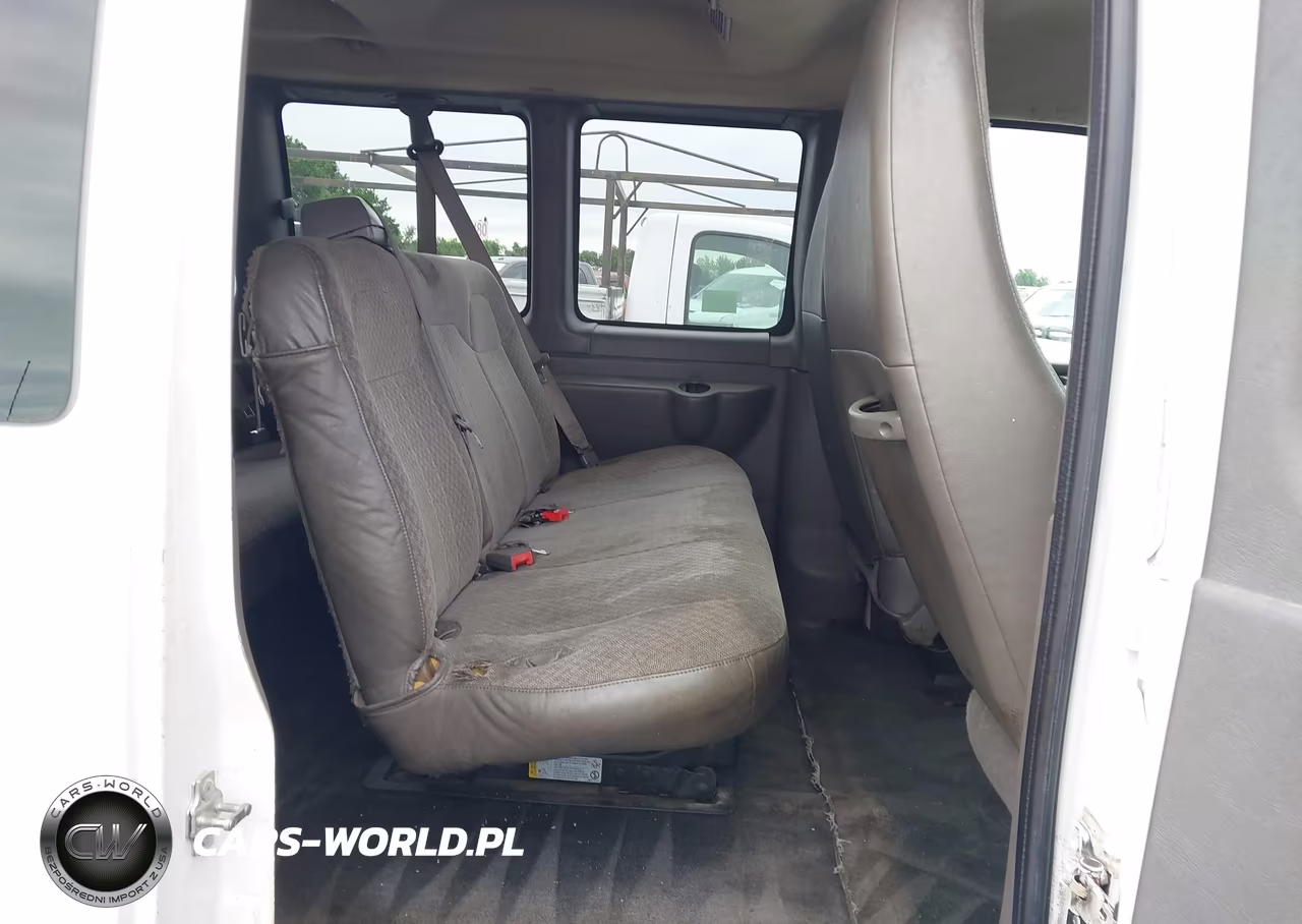 2015 Chevrolet Express 3500 Lt VIN:1GAZGYFG8F1280879 - 8