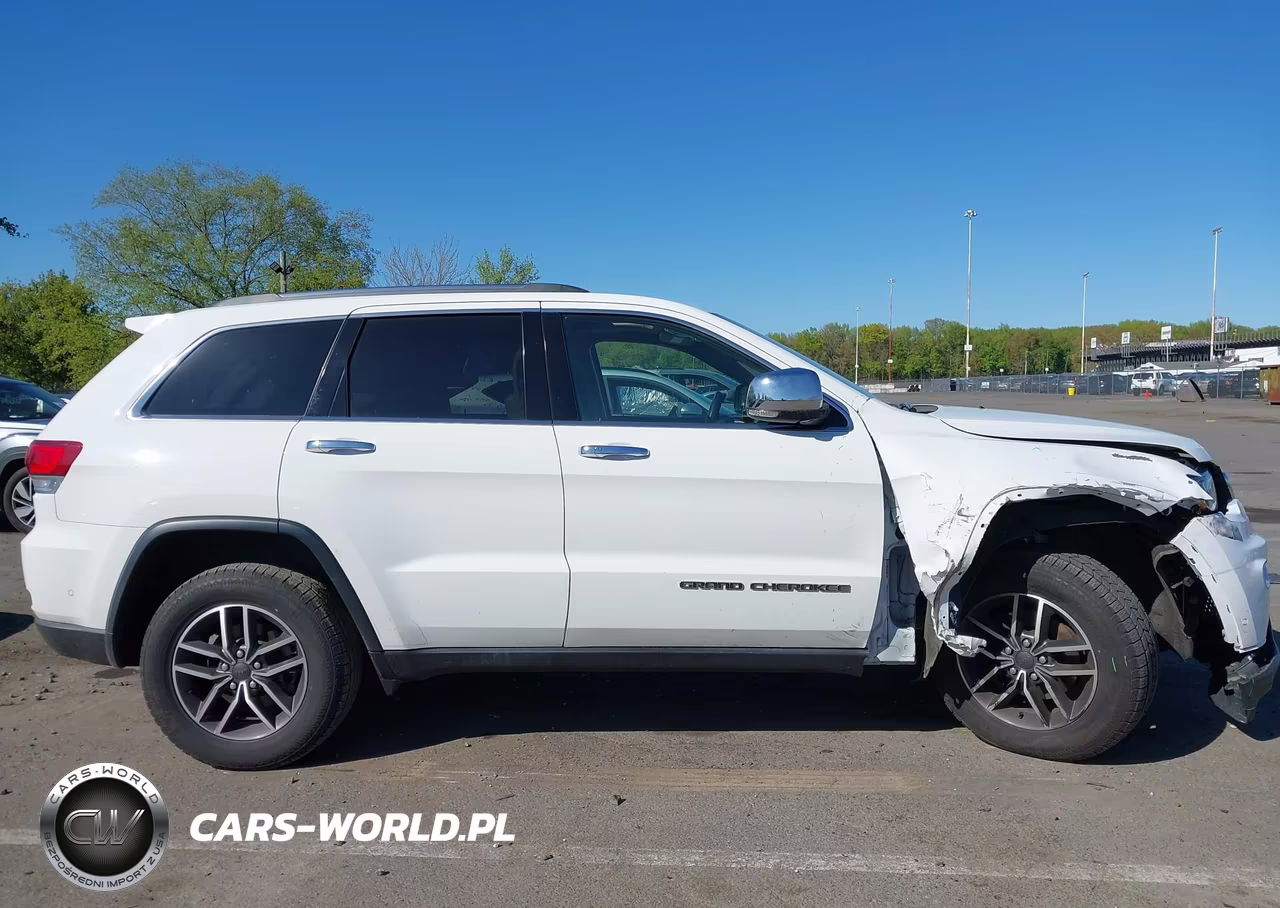 2020 Jeep Grand Cherokee Limited 4X4 VIN:1C4RJFBG3LC304072 - 13