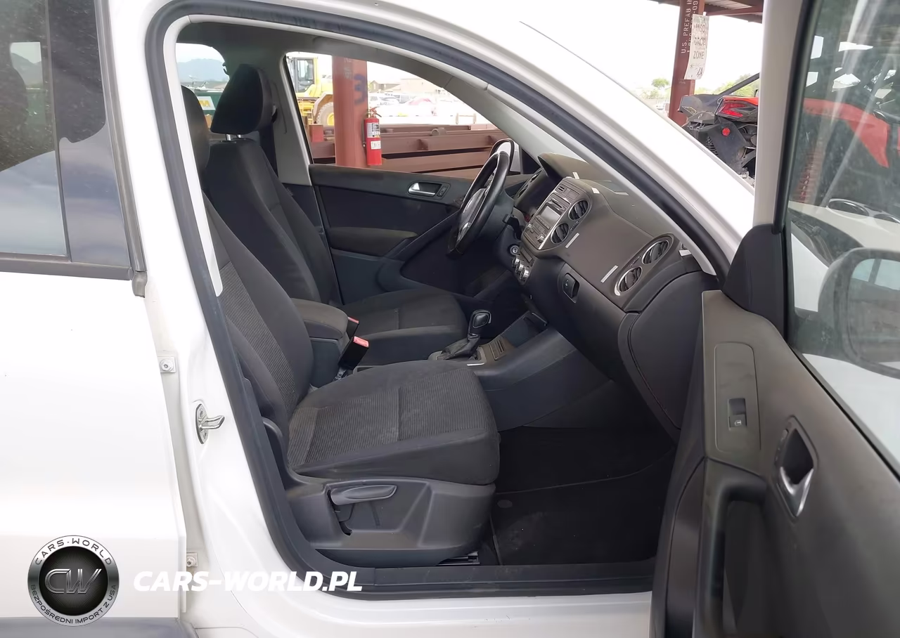 2013 Volkswagen Tiguan S VIN:WVGAV7AX9DW504927 - 5