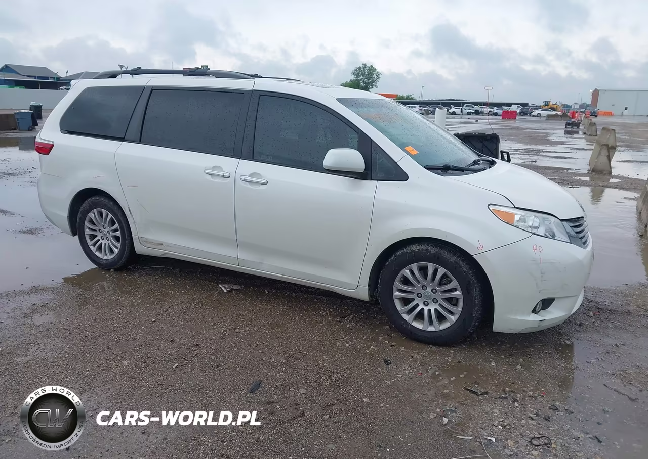 2017 Toyota Sienna Xle 8 Passenger VIN:5TDYZ3DC0HS776037 - 13