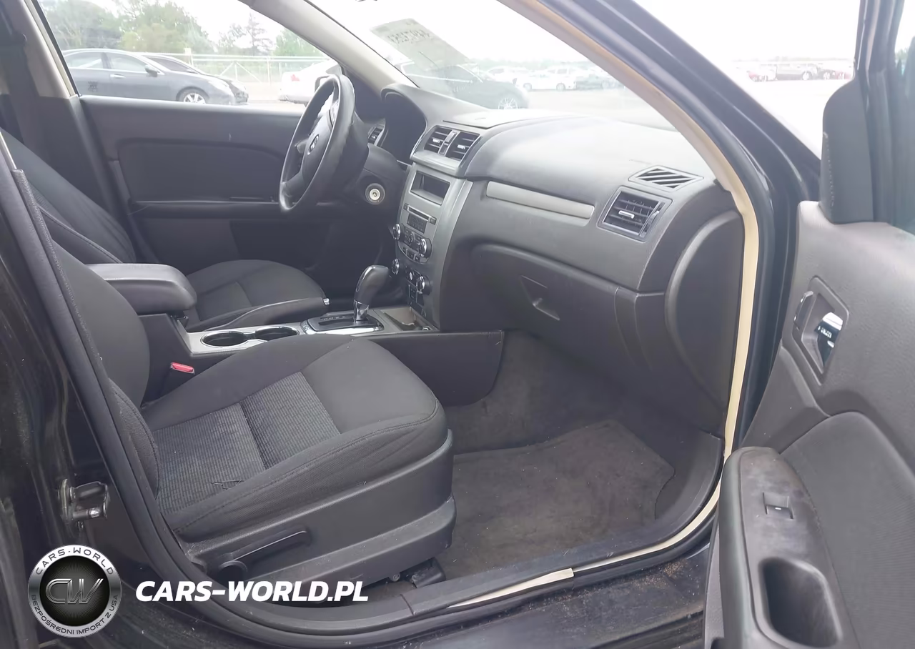 2010 Ford Fusion Se VIN:3FAHP0HA4AR427636 - 5