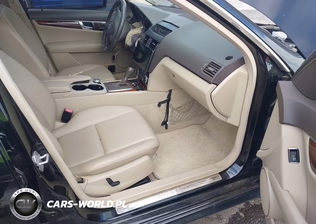 2011 Mercedes-Benz C 300 Sport 4Matic VIN:WDDGF8BB1BR150486 - 5