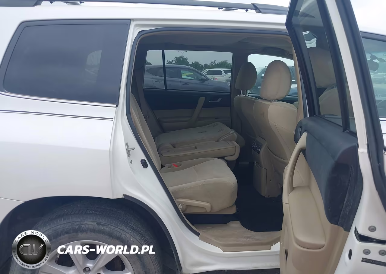 2011 Toyota Highlander Base V6 VIN:5TDBK3EH3BS076427 - 8